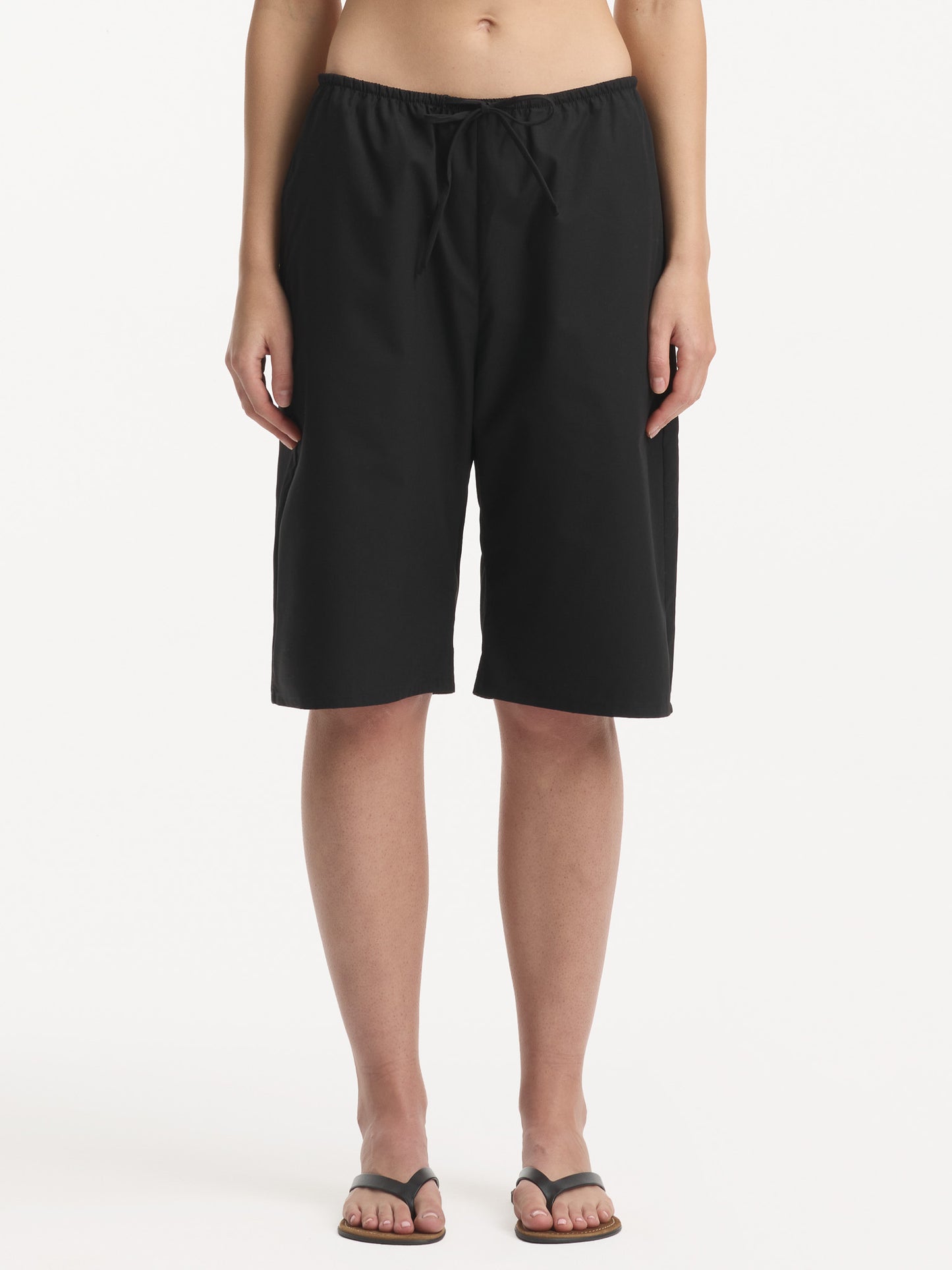 AVA SHORT