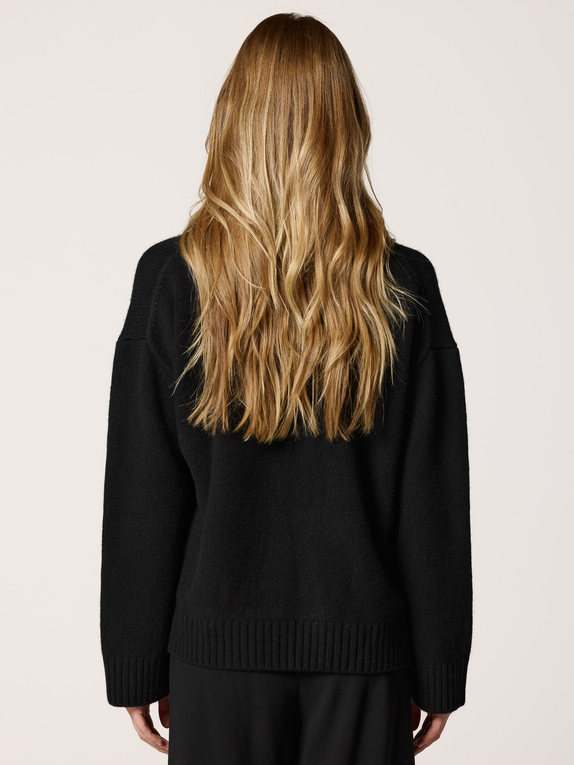 ILANA SWEATER